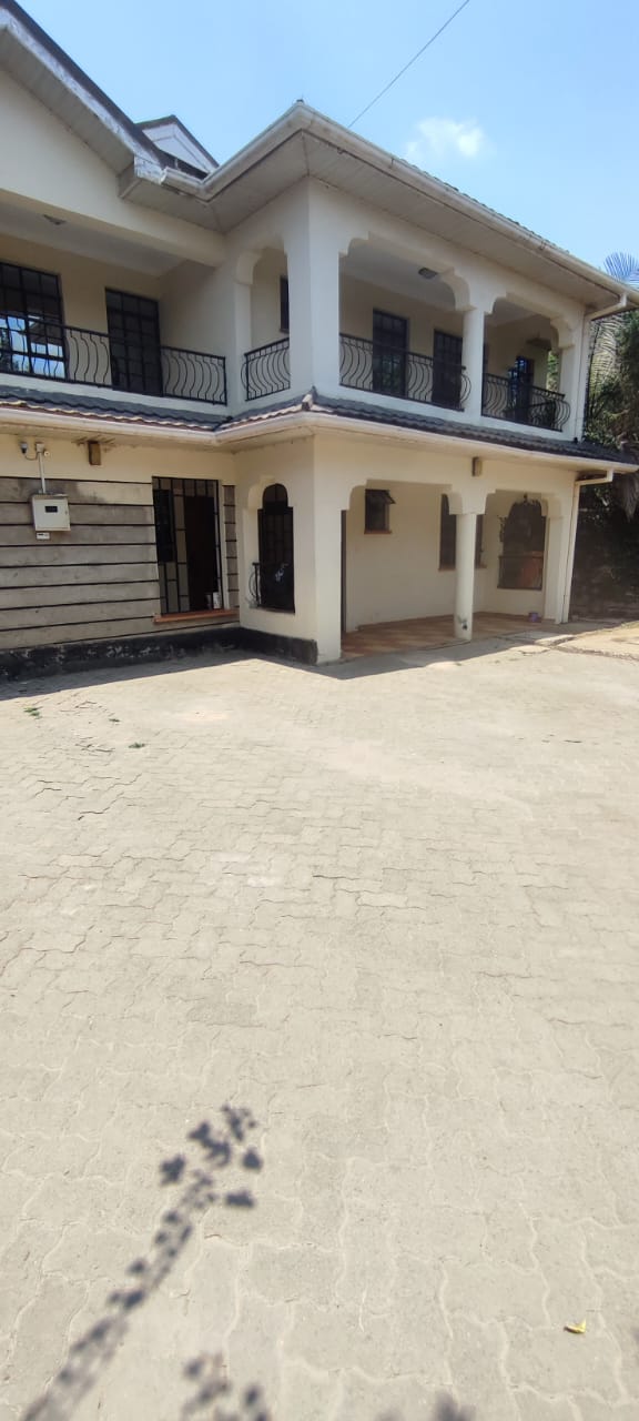 5 Bedroom Maisonette To Let in Syokimau