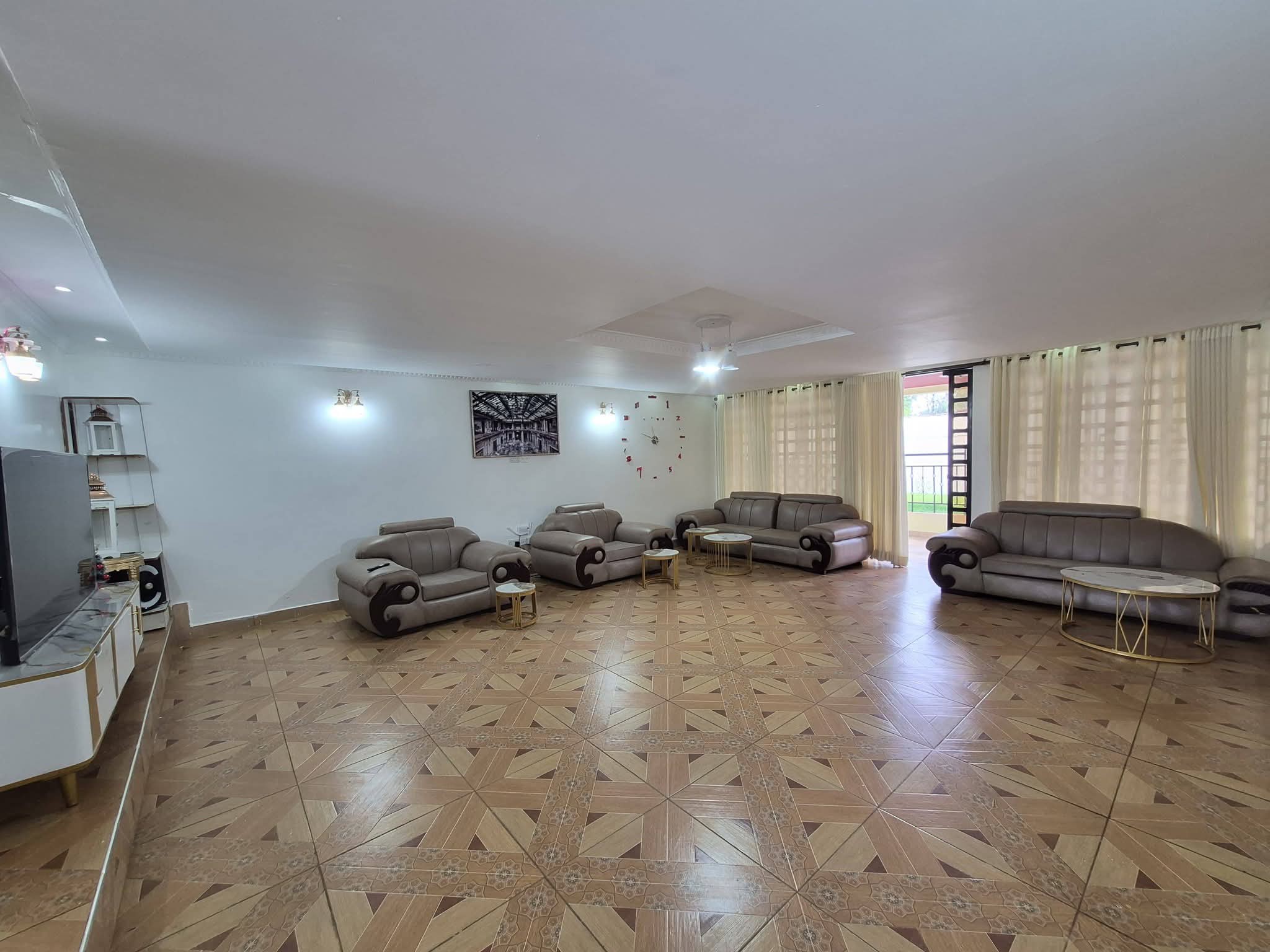 5 Bedroom Maisonette with DSQ for Sale In Garden Estate Image