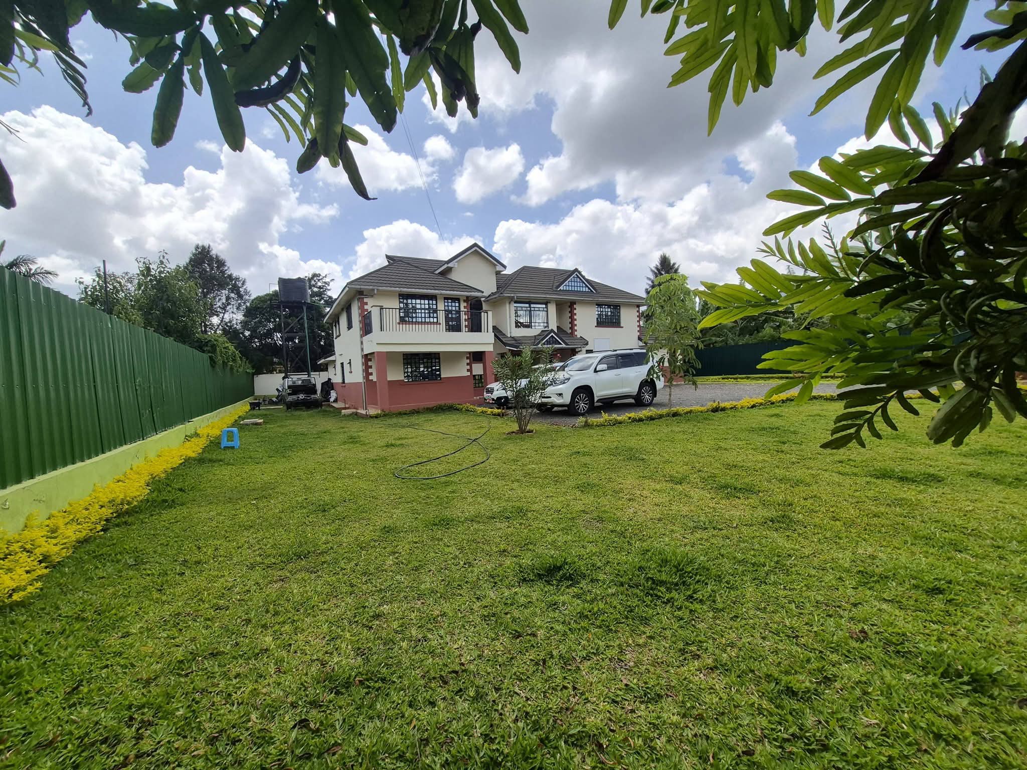 5 Bedroom Maisonette with DSQ for Sale In Garden Estate