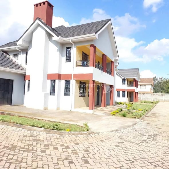 5 bedroom modern maisonette for rent in garden estate