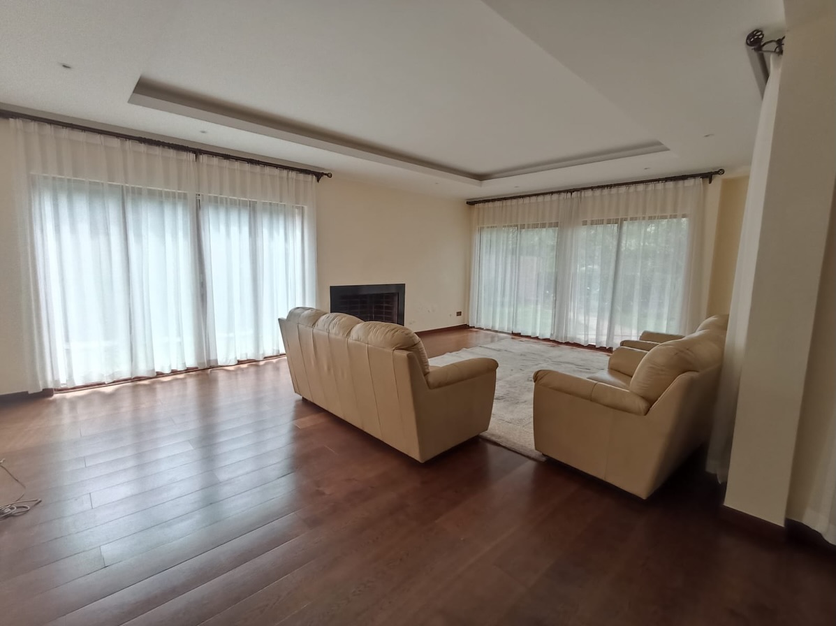 5 bedroom modern townhouse for rent located in Lavington near James Gichuru road Image