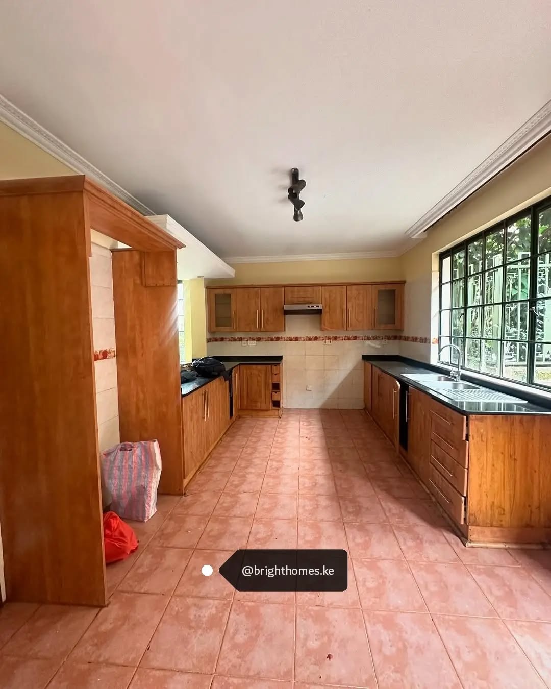 5-Bedroom Plus DSQ Townhouse for Sale in Kilimani, Off Riara Road Image