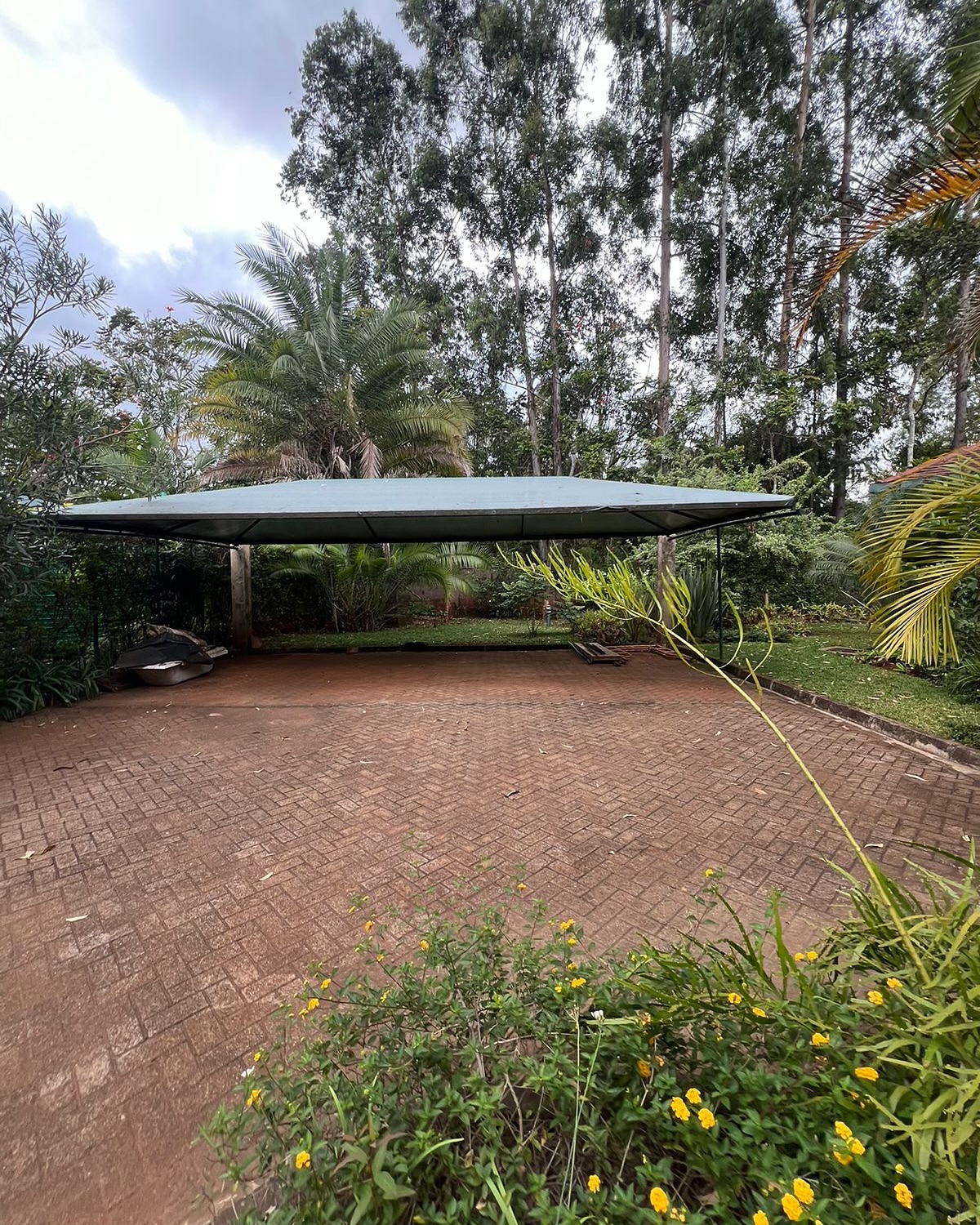 5-Bedroom Plus DSQ Villa for Sale in Runda Image