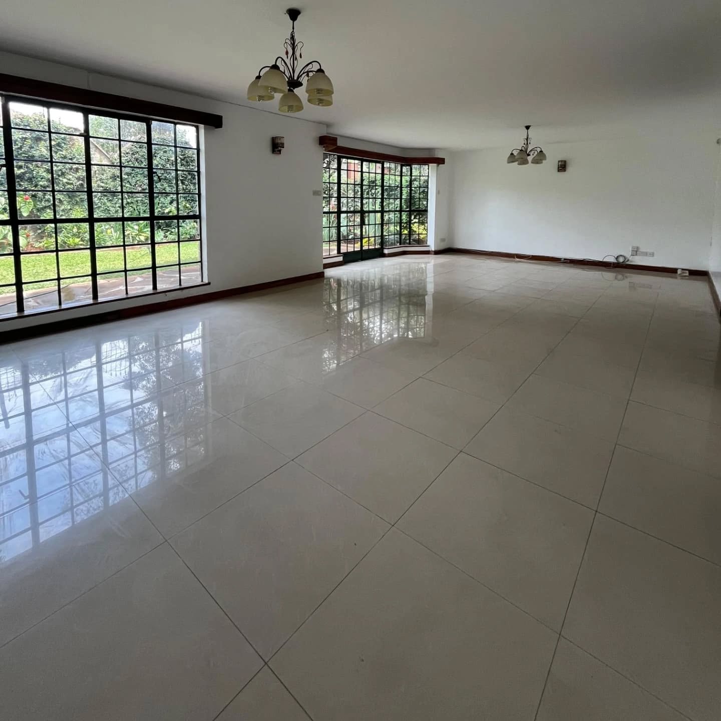 5-Bedroom Townhouse + DSQ for Rent in Spring Valley Image
