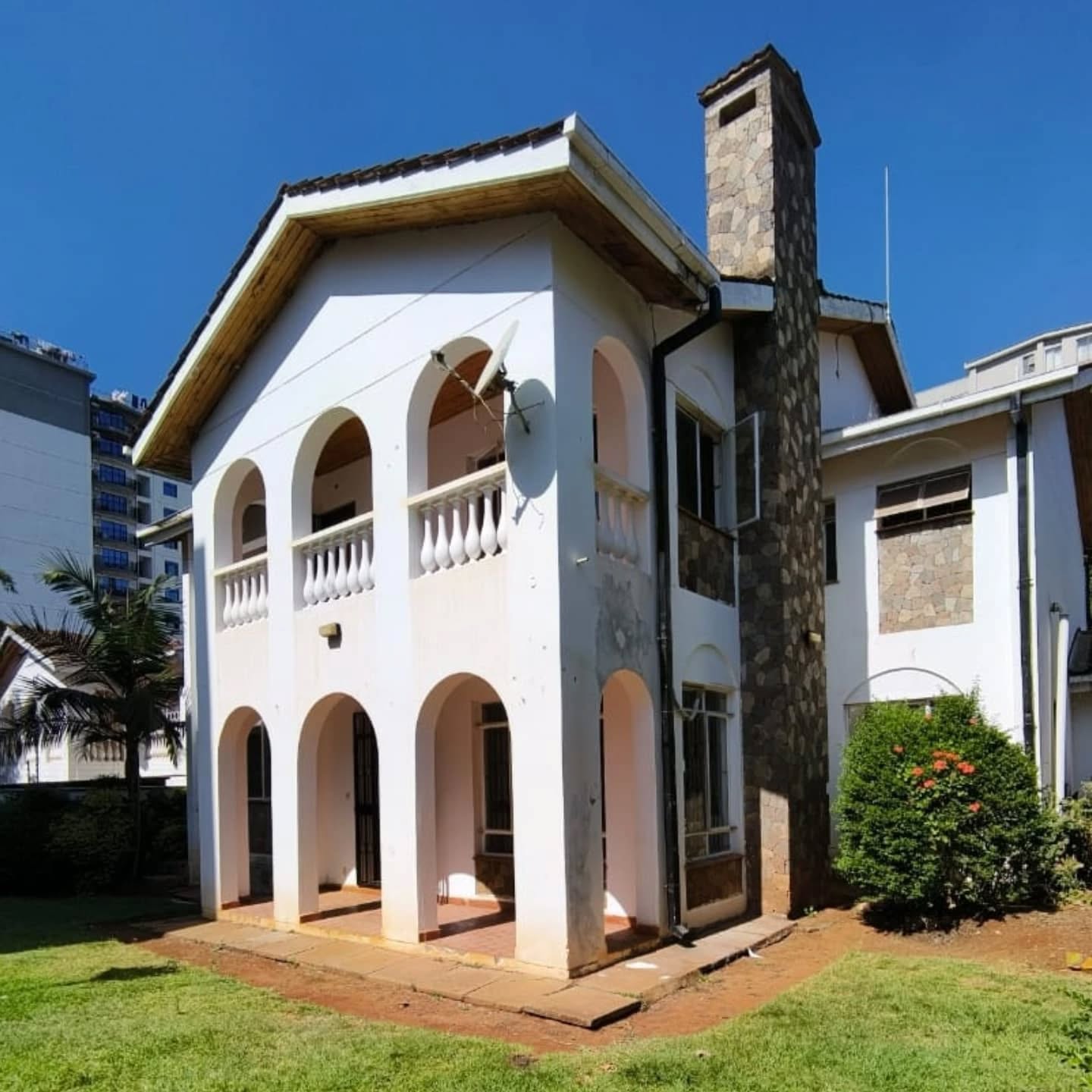 5 Bedroom Townhouse + DSQ for Rent (Residential/Commercial Use)  in Kileleshwa, Othaya Road