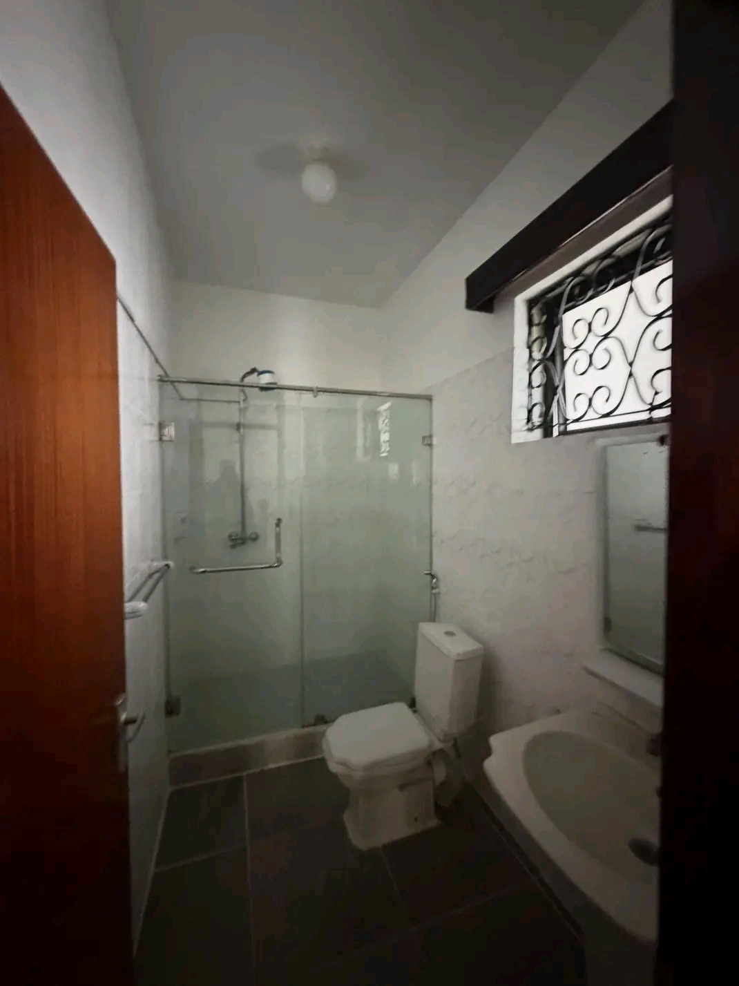 5 Bedroom Townhouse + DSQ To Let in Kilimani – Off Ole Dume Road Image