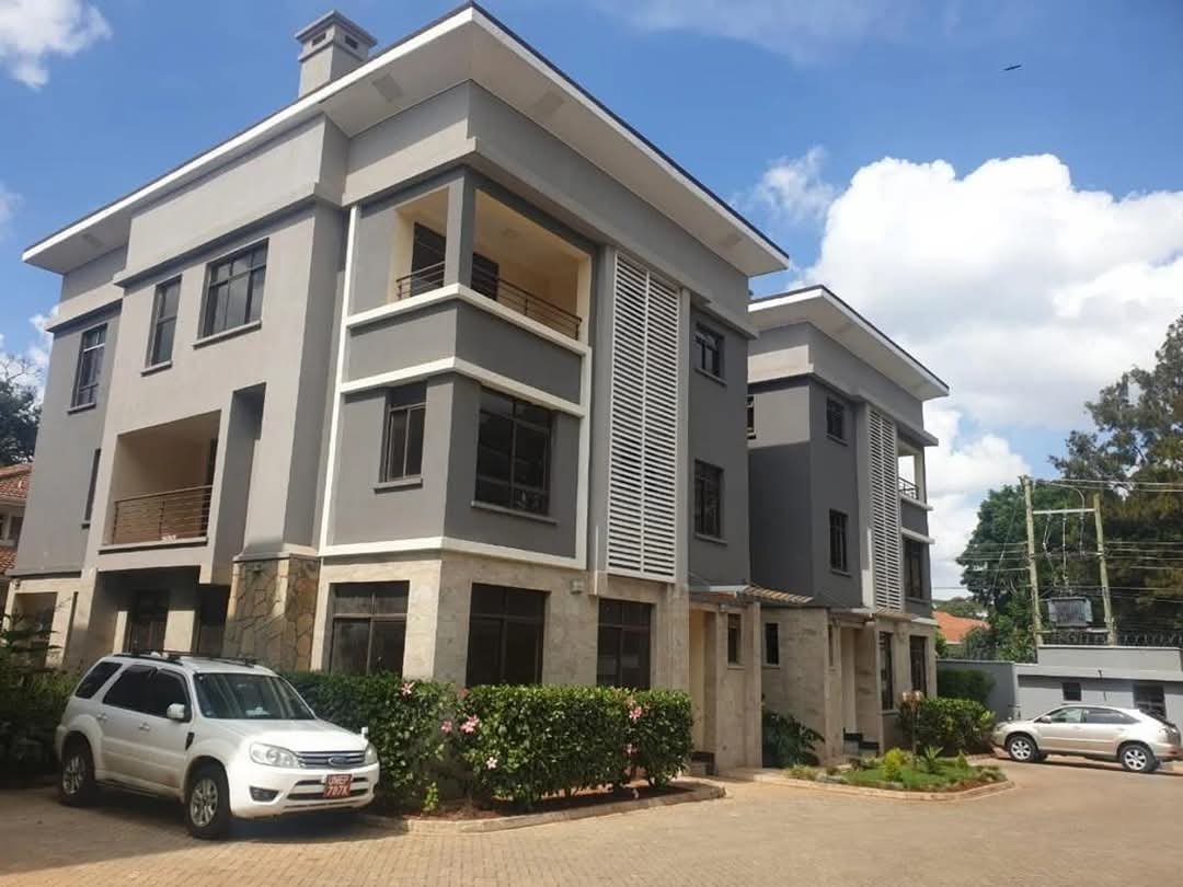 5 bedroom townhouse for rent in Lavington