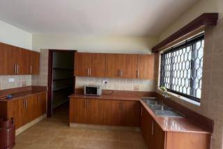 5 bedroom townhouse for sale or rent in Lavington Image