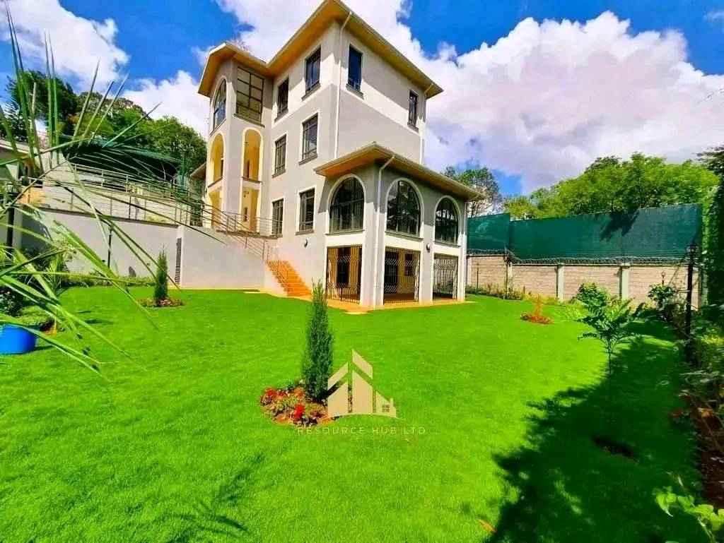 5 bedroom townhouse to let in Kyuna.