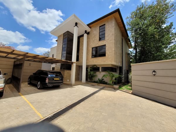 5 Bedroom townhouse to let in Lavington