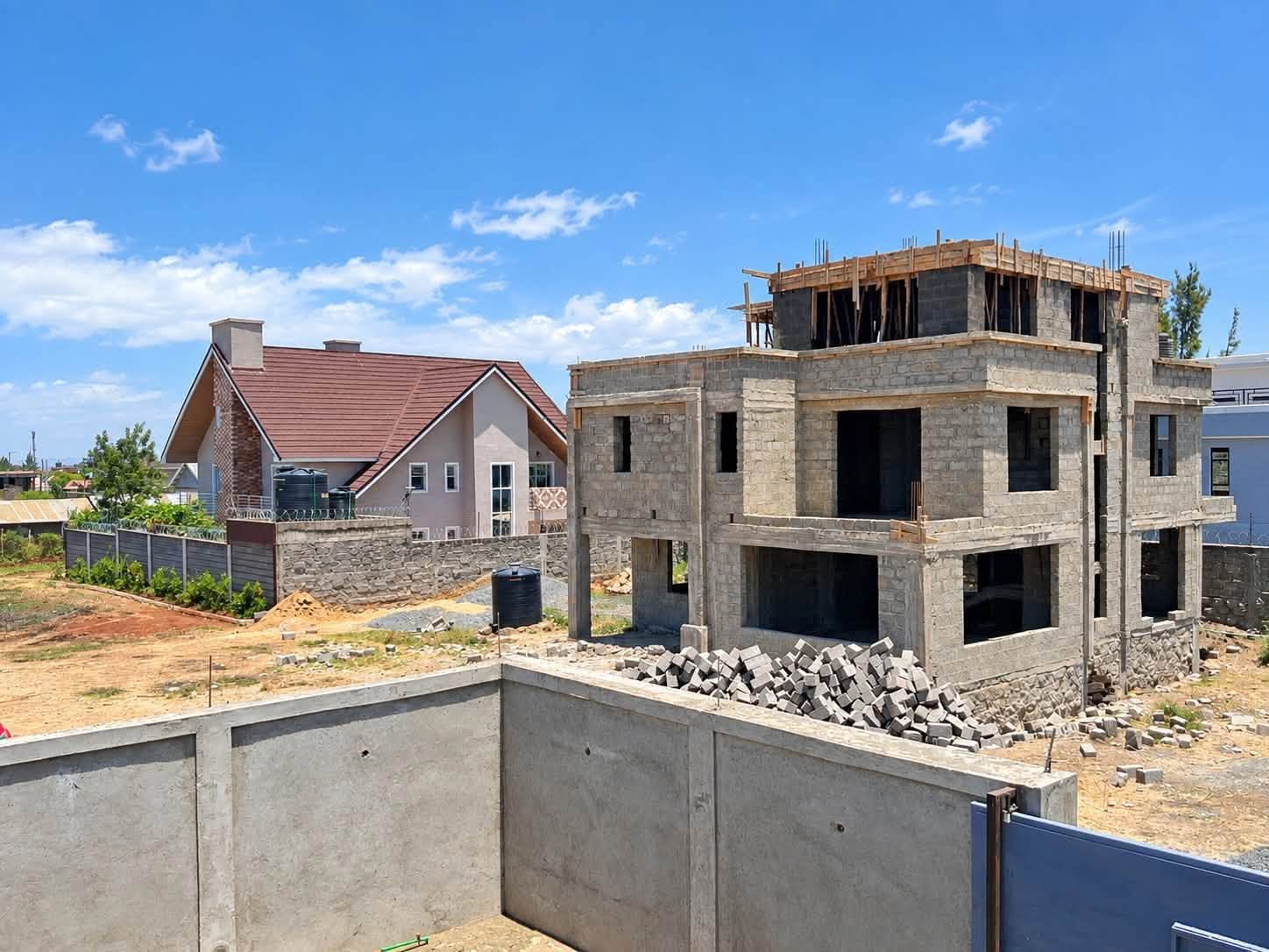 50 by 100 corner plot for sale in utawala, kibiku road Image