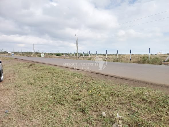 50 by 100 plot for sale in Juja