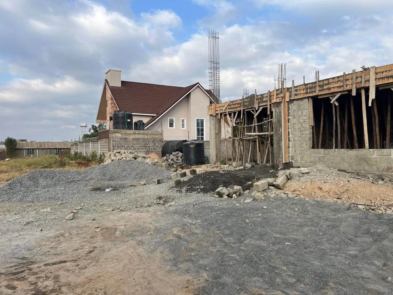 50 by 100 plot for sale in utawala
