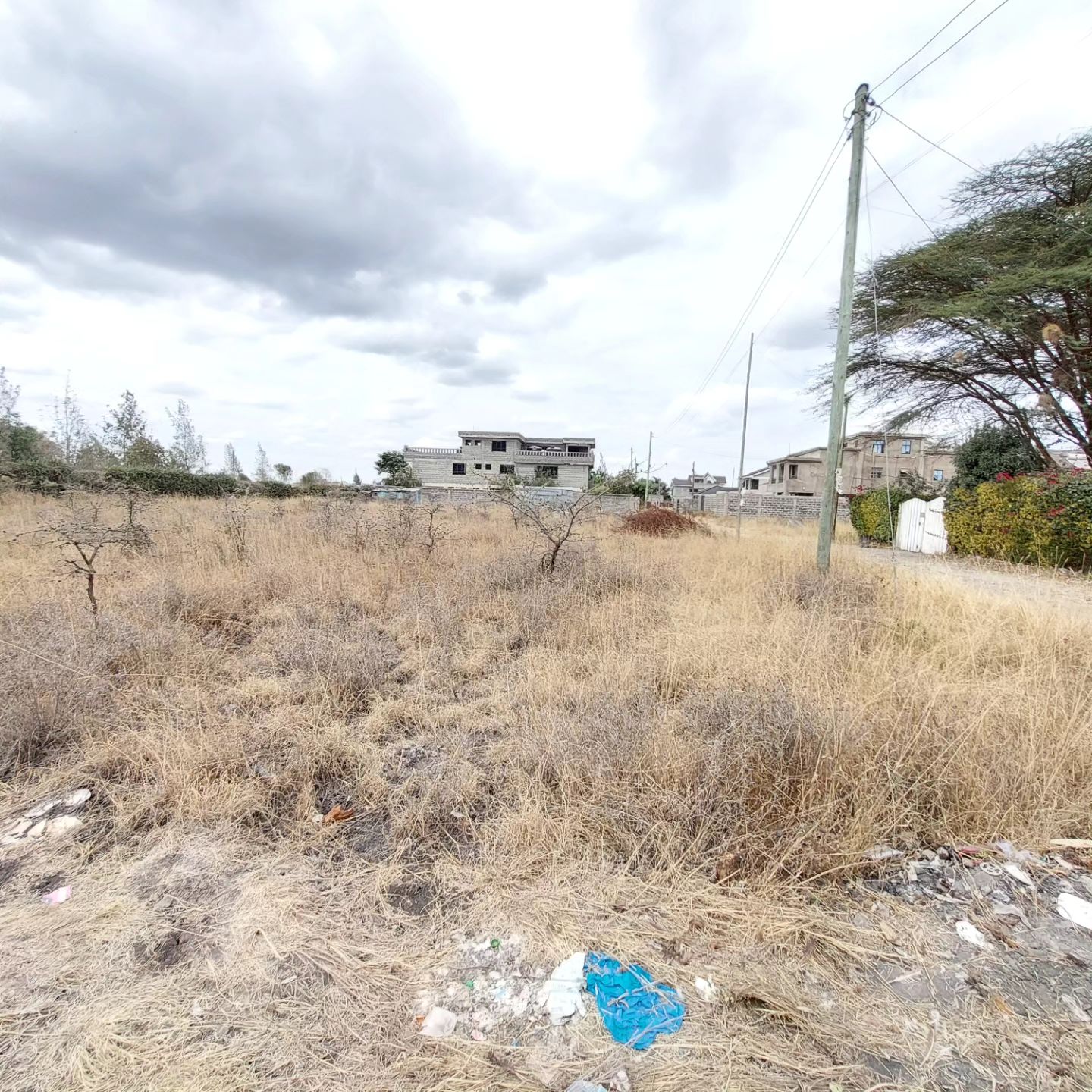 50*100 Residential plot for sale in Syokimau.