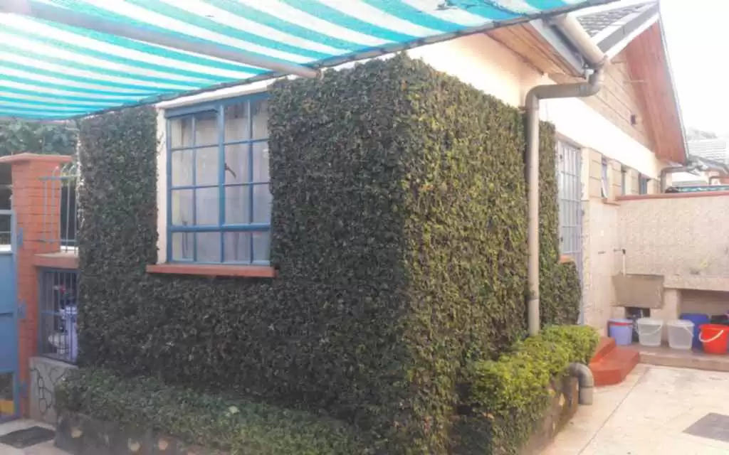 4 bedroom Maisonnette for sale in Muthaiga Image