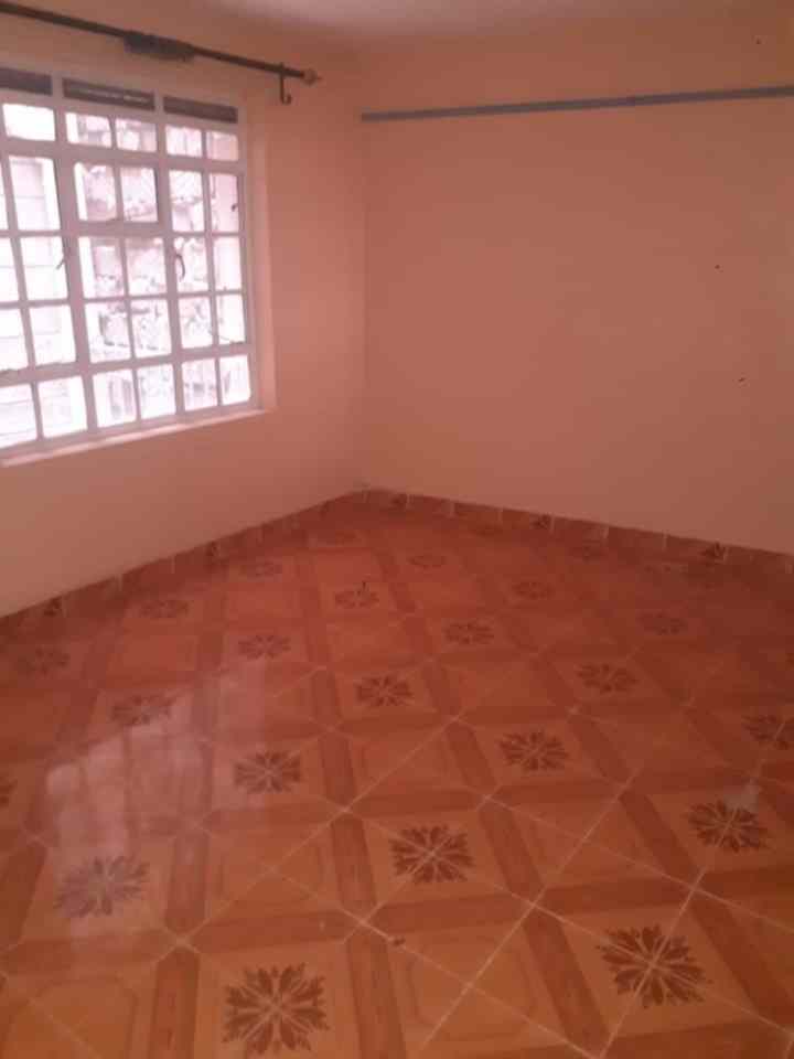 Spacious 2 bedroom for rent in donholm phase 8