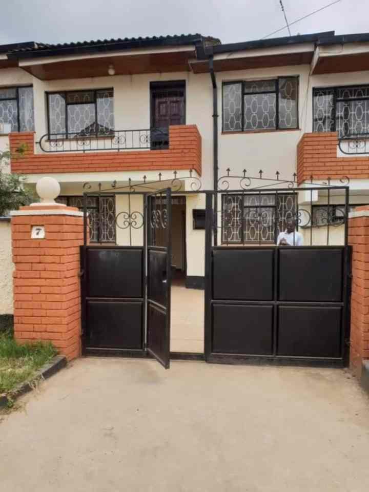 4 bedroom Maisonnette for rent in langata park 1 estate