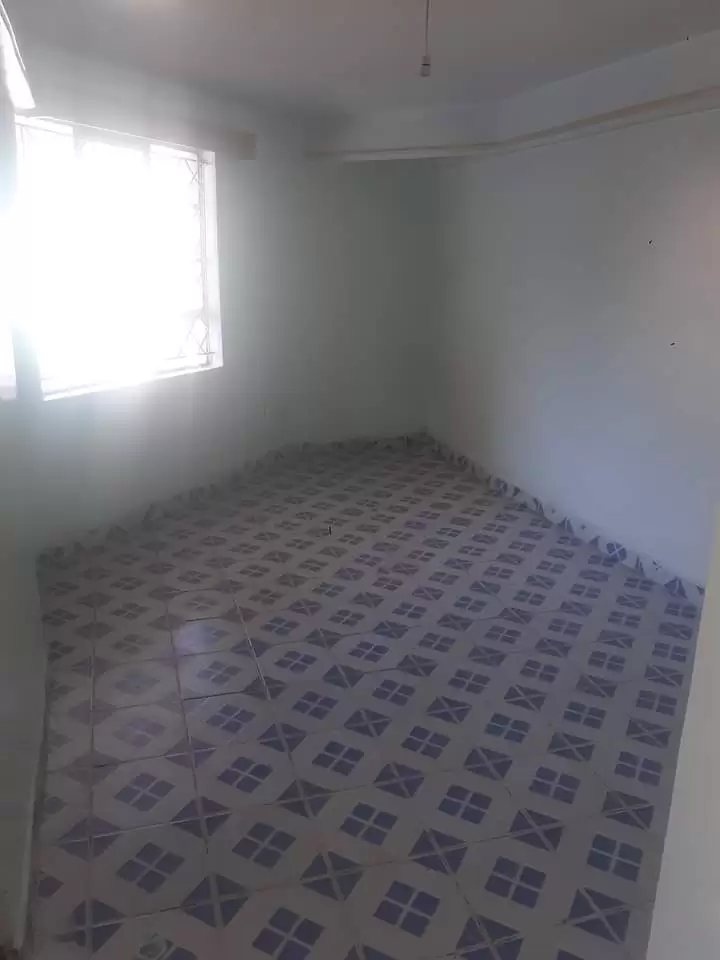 2 bedroom for rent in donholm near  Caltex Image