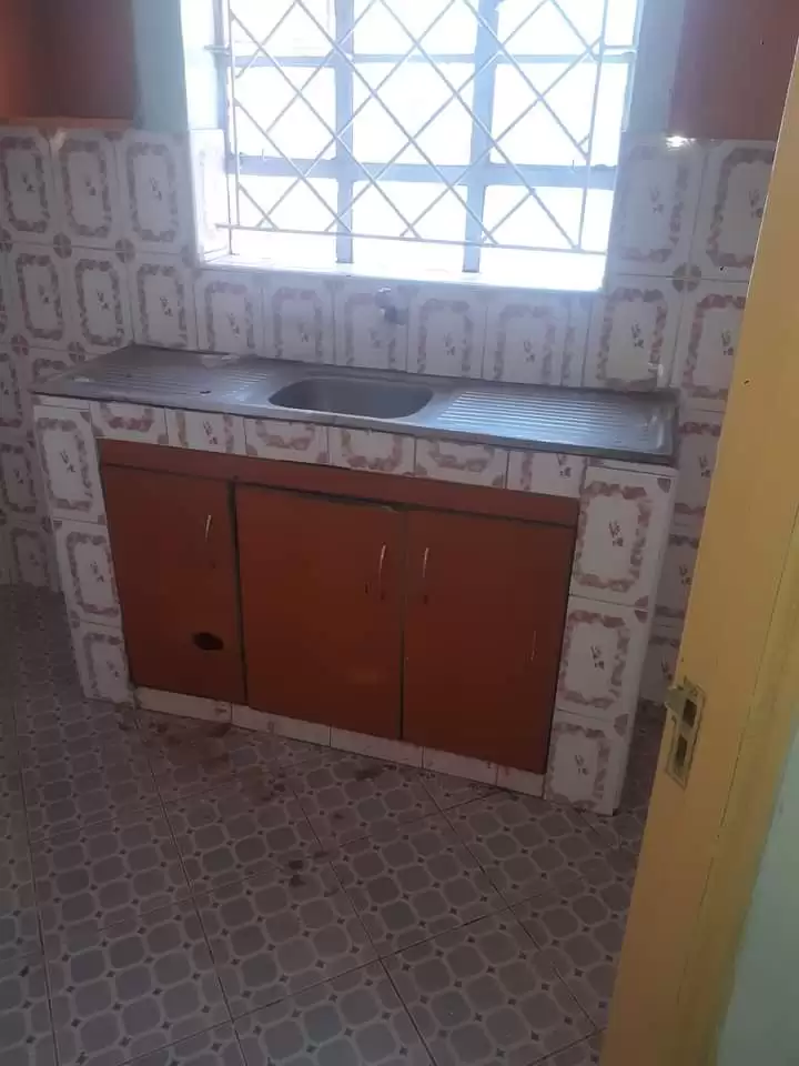 2 bedroom for rent in donholm near  Caltex Image