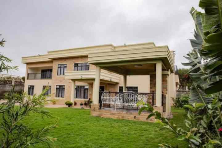 6 bedroom mansion for sale in Ongata Rongai