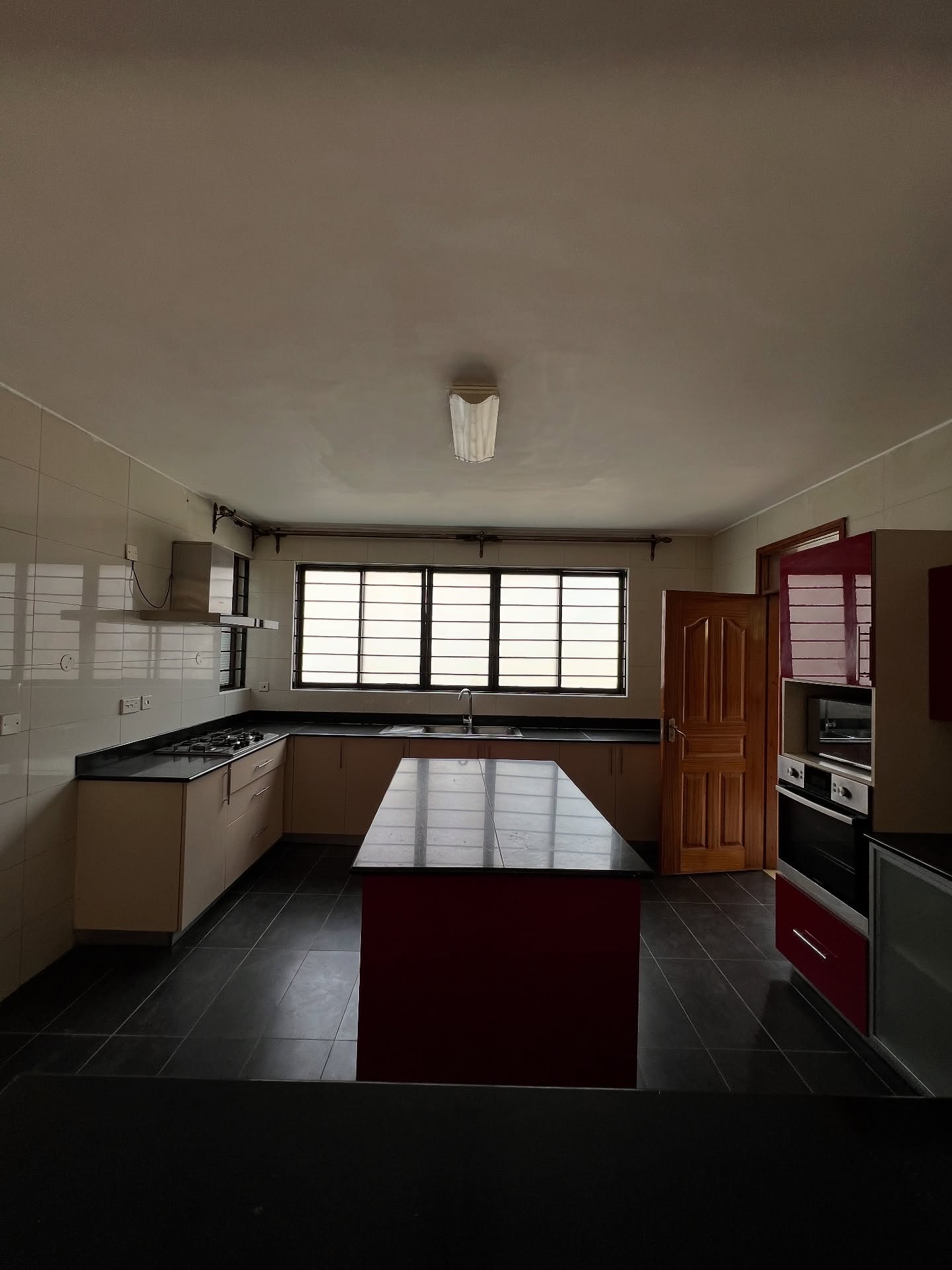 5bedroom plus dsq townhouse to let and sale in the heart of lavington Image