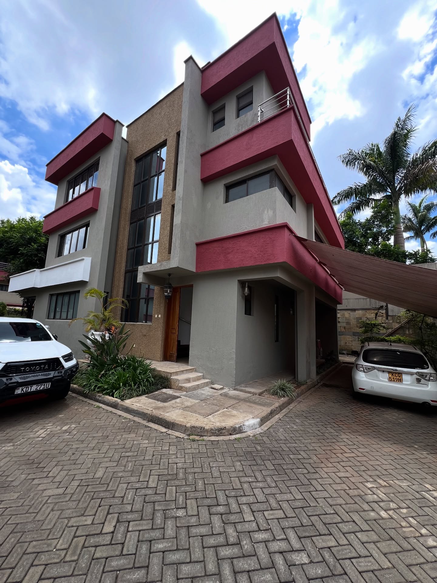 5bedroom plus dsq townhouse to let and sale in the heart of lavington