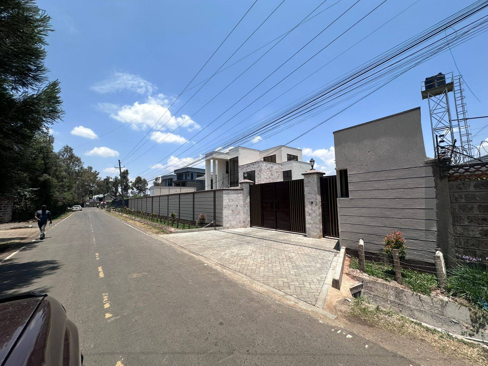 5bedroom villa all ensuite with 2 SQ for sale in Karen, Bogani Image