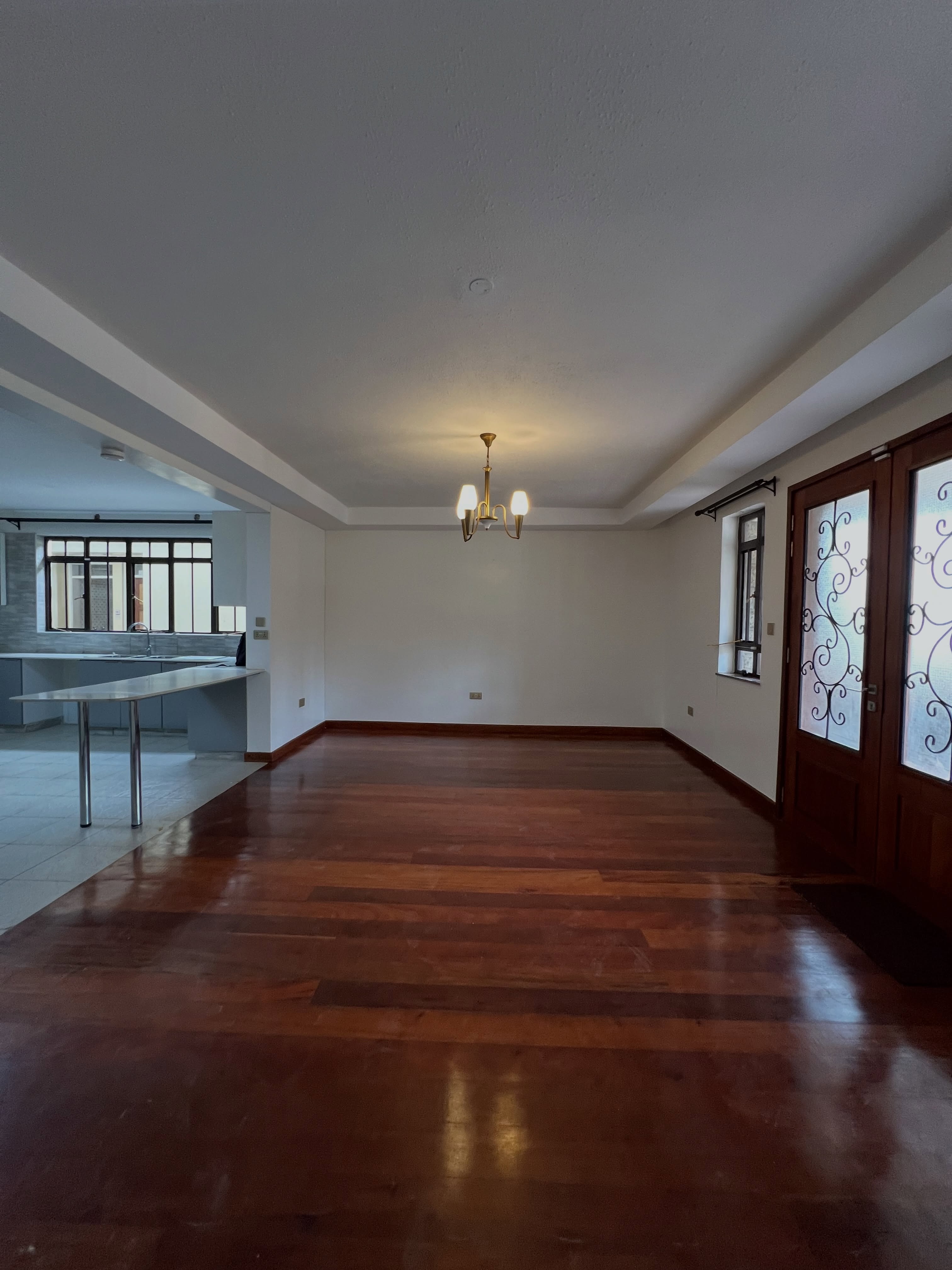 5bedroom with Dsq villa to let in in karen Image