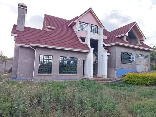 6 bedroom all ensuite maisonette for sale in cianda, kiambu
