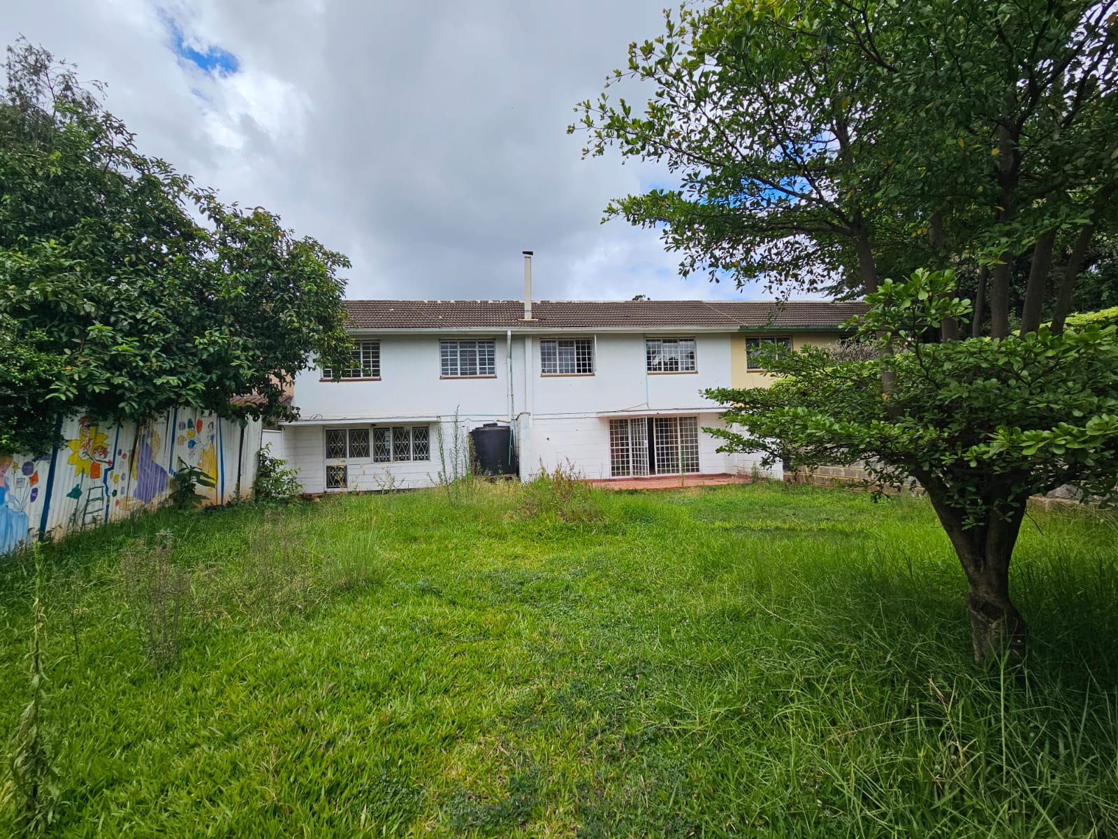 6 bedroom commercial house for rent in Lavington Image