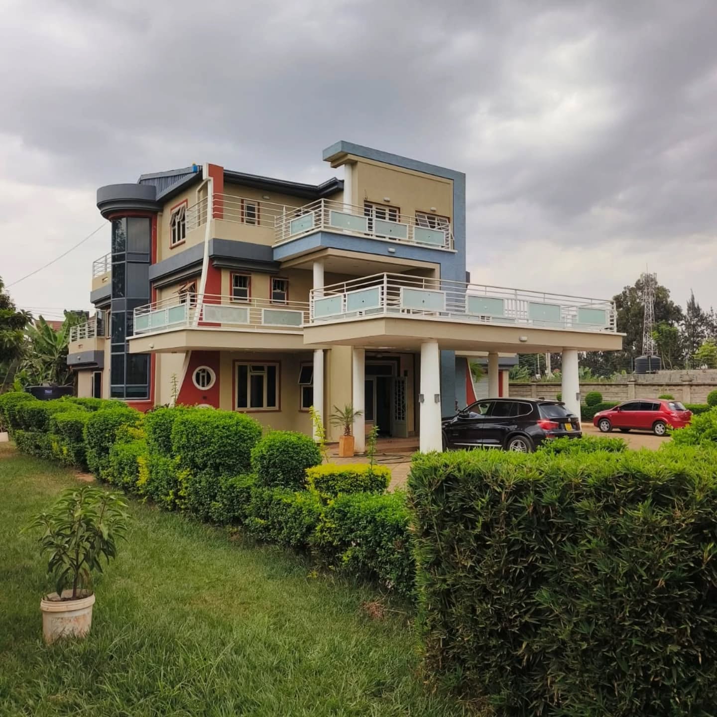 6 Bedroom DSQ Double Storey Home For Sale in Kiambu Road – Muthithi Estate