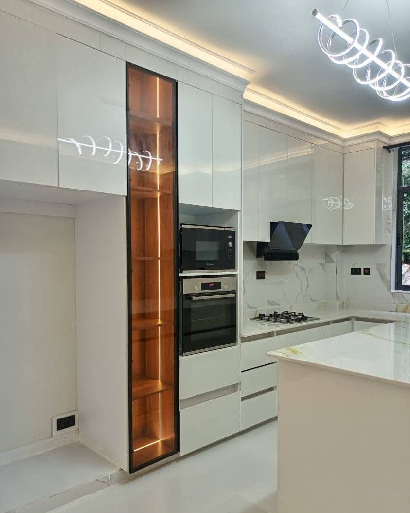 6 BEDROOM LUXURY MAISONETTE FOR SALE IN KAREN Image