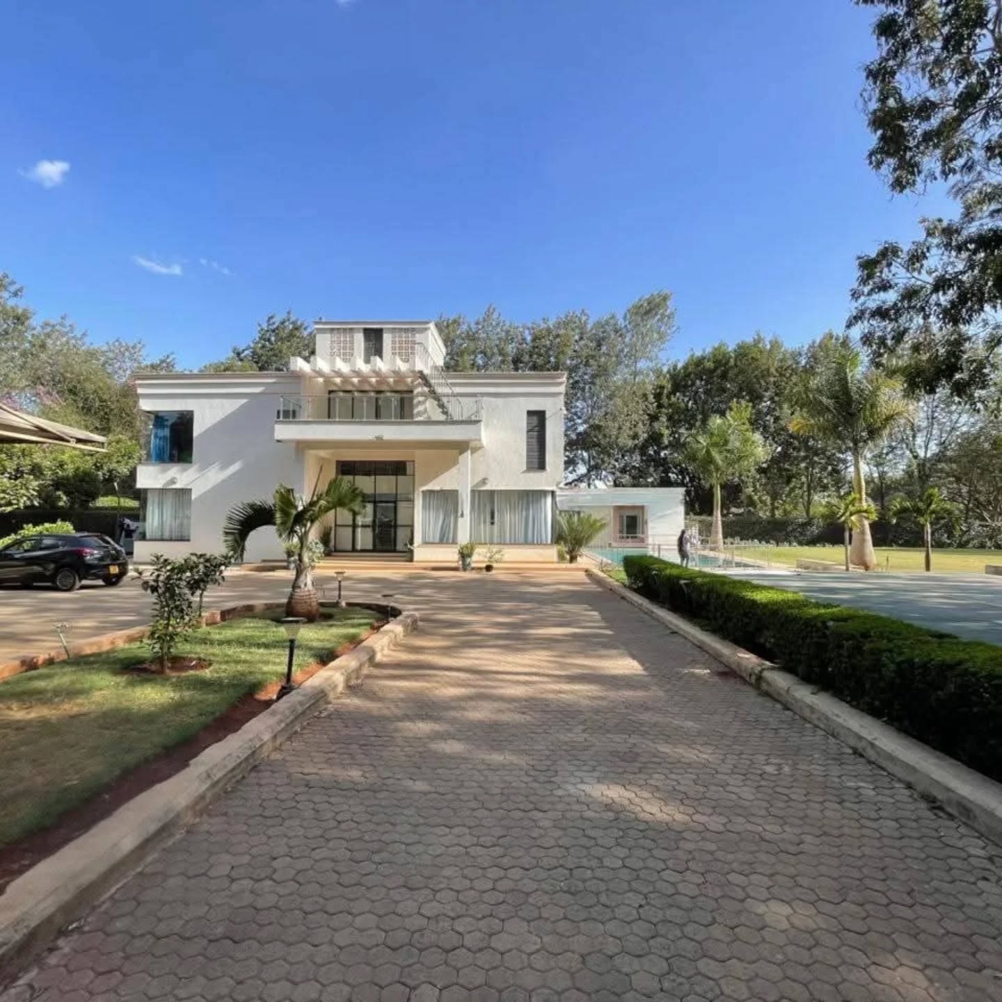 6-Bedroom Maisonette For Rent in Karen