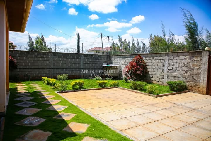 6 Bedroom Maisonette with A Penthouse For Sale in Syokimau Image