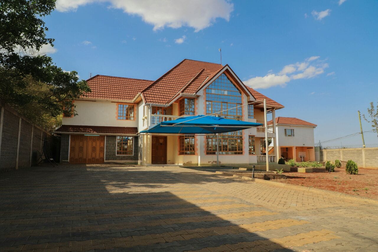 6 bedroom modern maisonette for sale in Utawala.