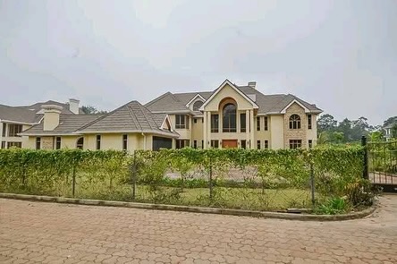 6 bedroom townhouse to let in Karen