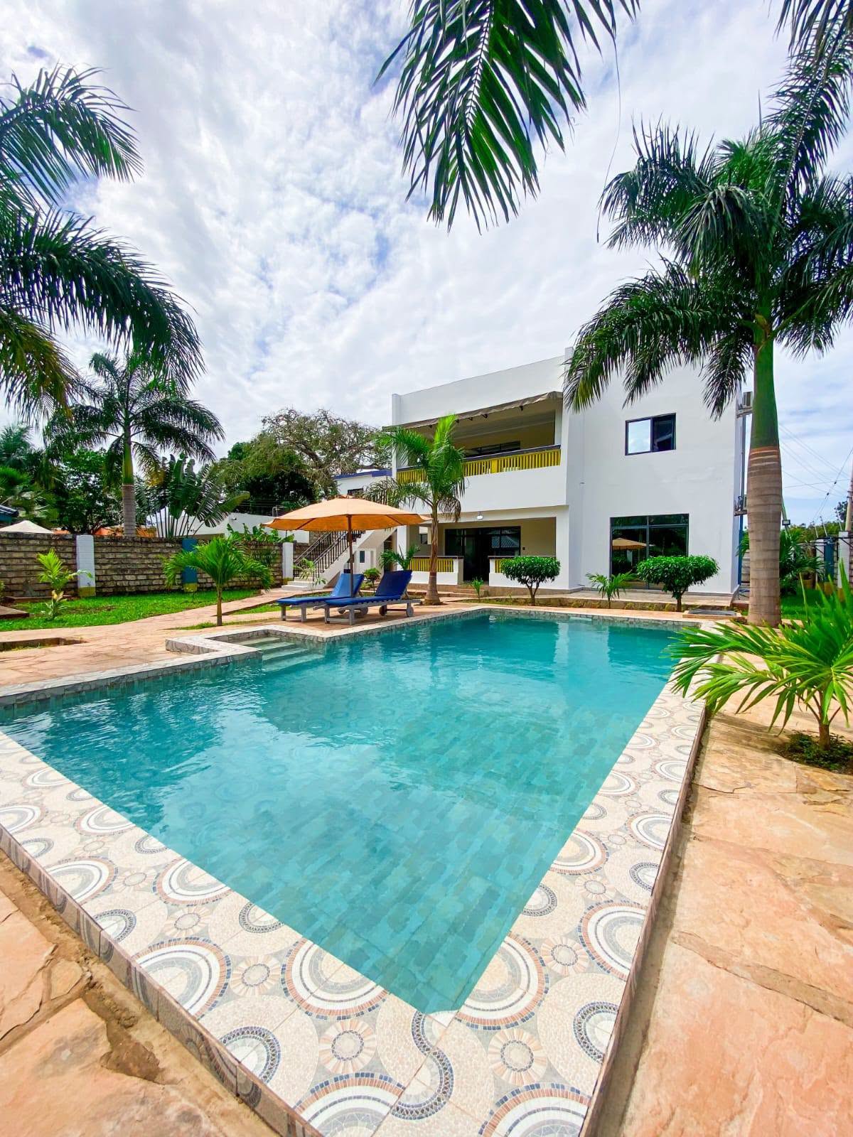 6 bedroom villa for rent in diani