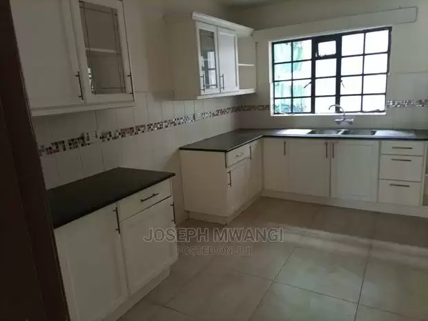 3 bedroom apartment for rent in Kilimani near Dennis Pritt road Image