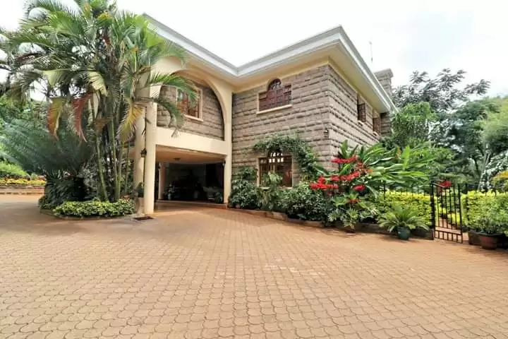 5 bedroom house for sale in old Muthaiga Image