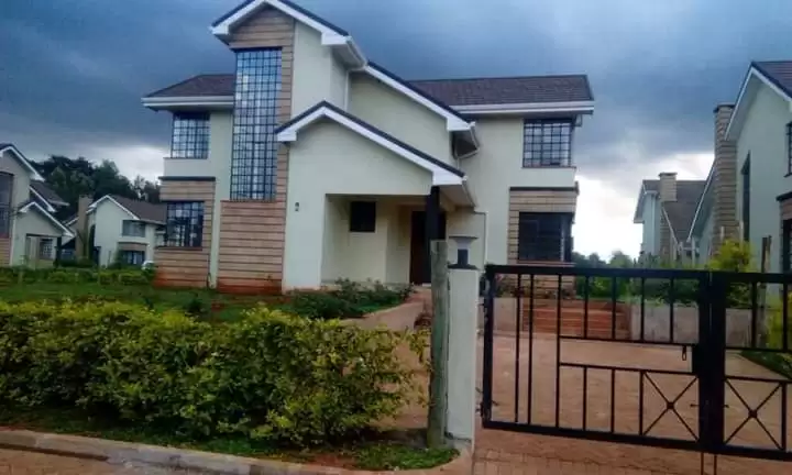 4 bedroom Maisonnette for sale in Kitisuru Image