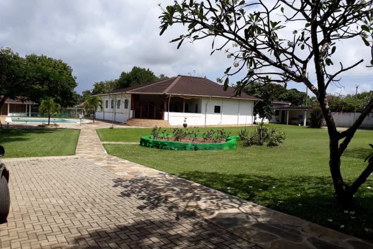 6 bedroom for sale in Malindi