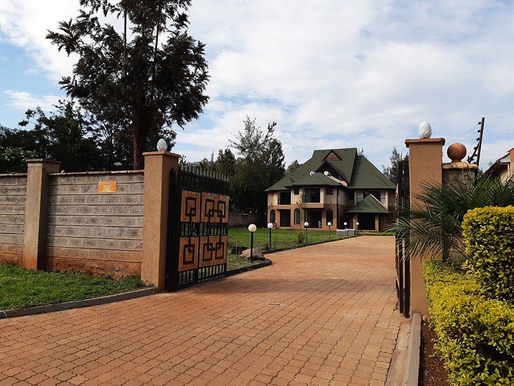 7 Bedroom All Ensuite Villa For Sale in Runda