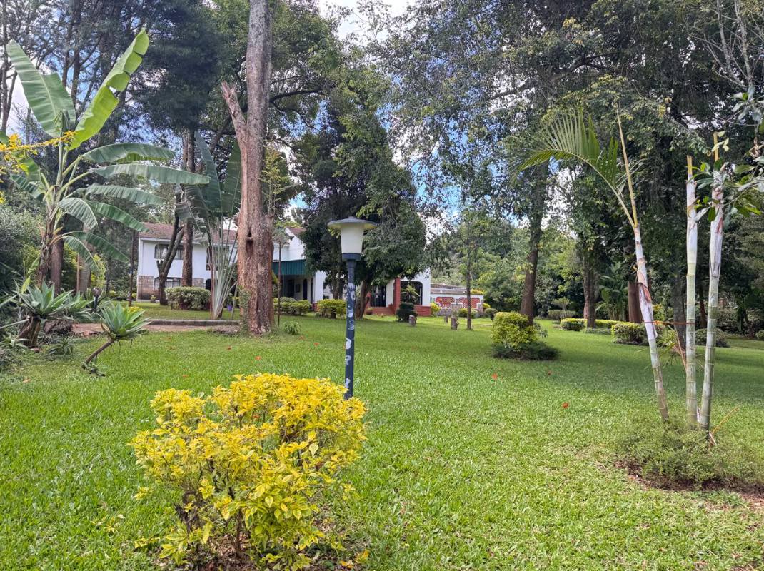 7 bedroom maisonette for sale in Runda Image