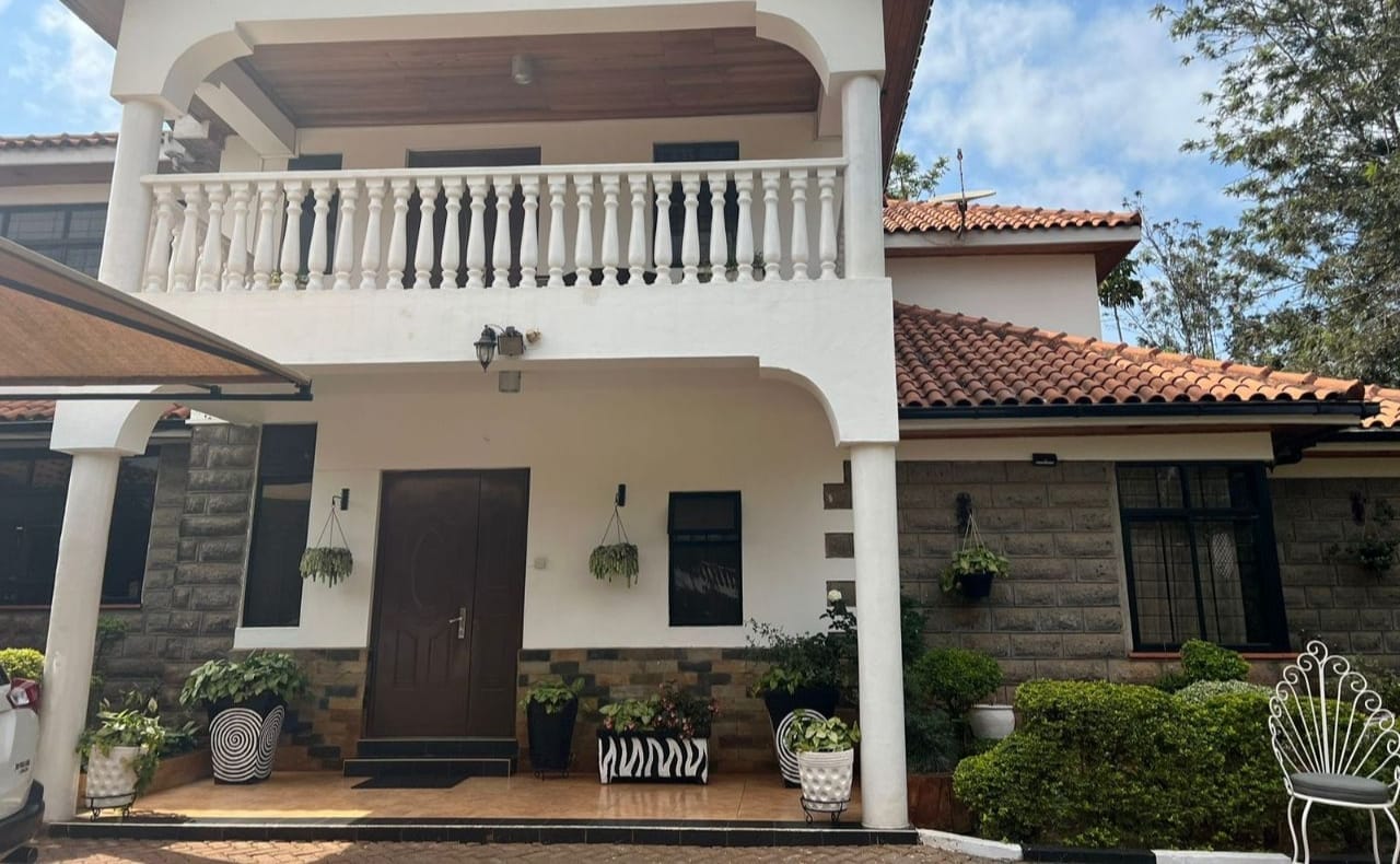 7 bedroom maisonette to let in Karen miotoni estate.