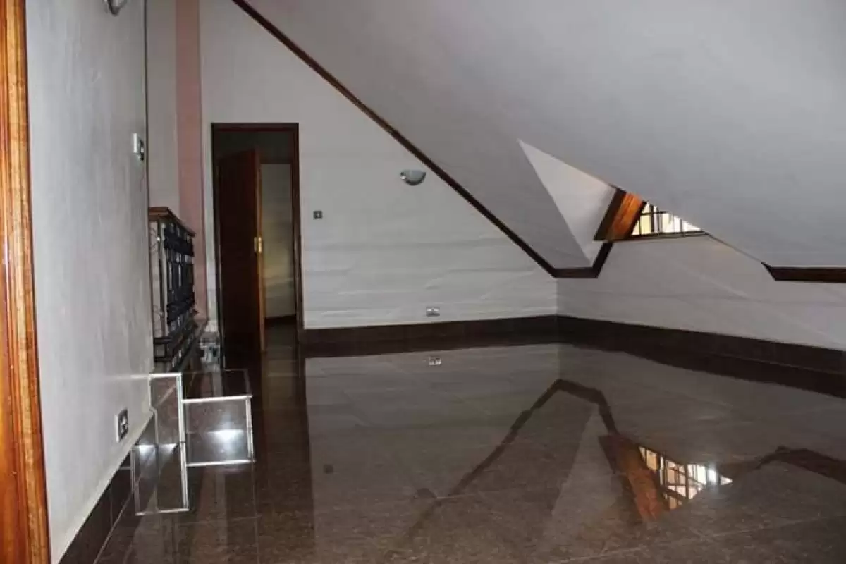 6 bedroom apartment for sale in Kileleshwa Image