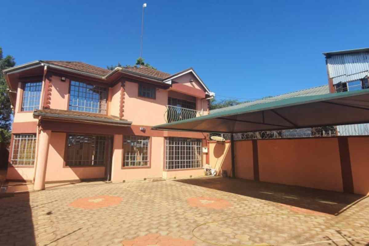 4 bedroom maisonette for sale in Membley estate