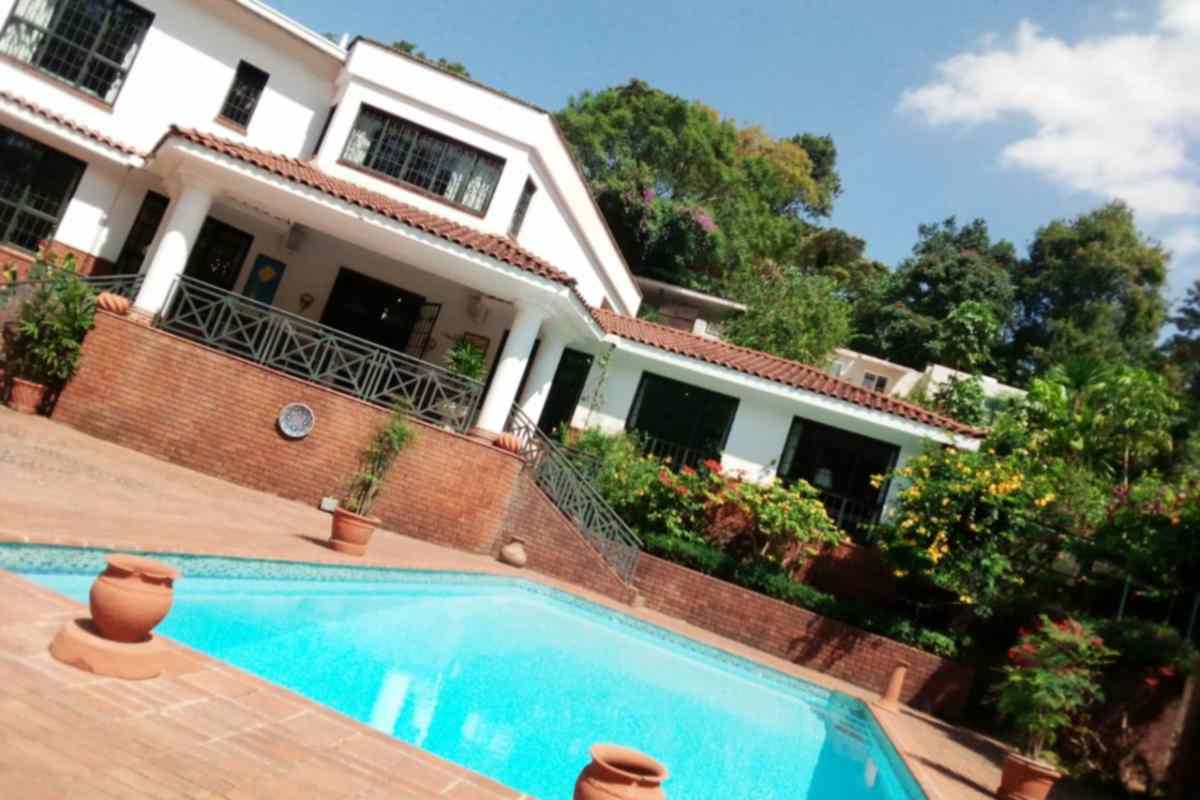 5 bedroom House for sale in Muthaiga