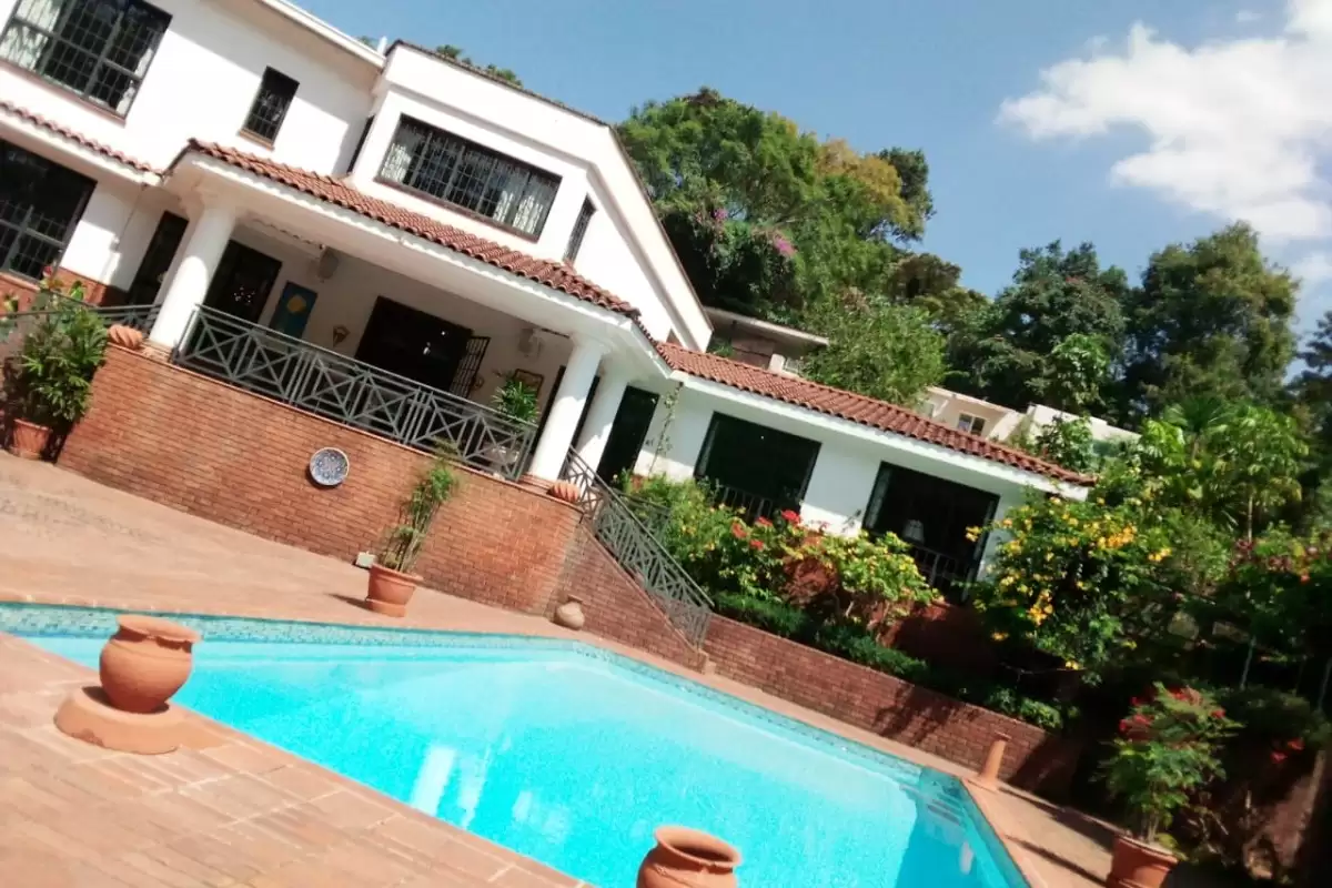 5 bedroom House for sale in Muthaiga Image