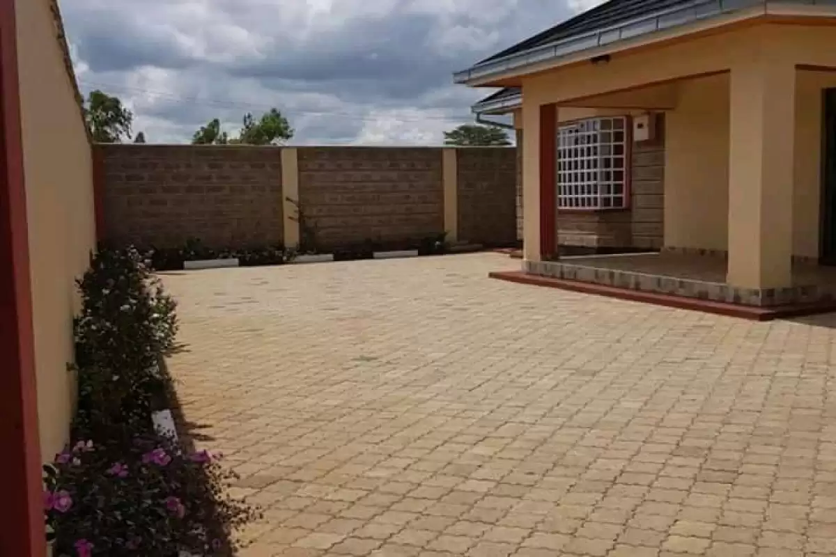 5 bedroom Mansion for sale in Ruiru Kamakis Image