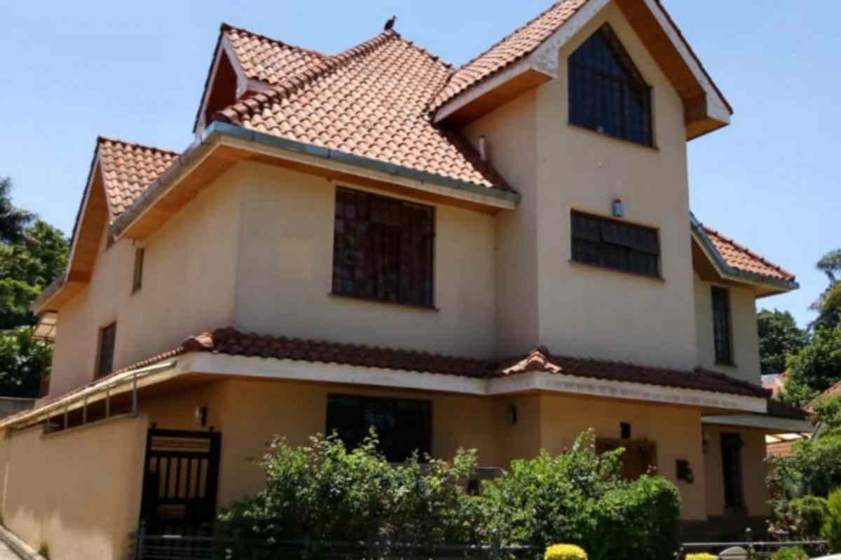 6 bedroom villa for sale in Lavington